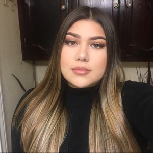 Meet your Posher, Victoria